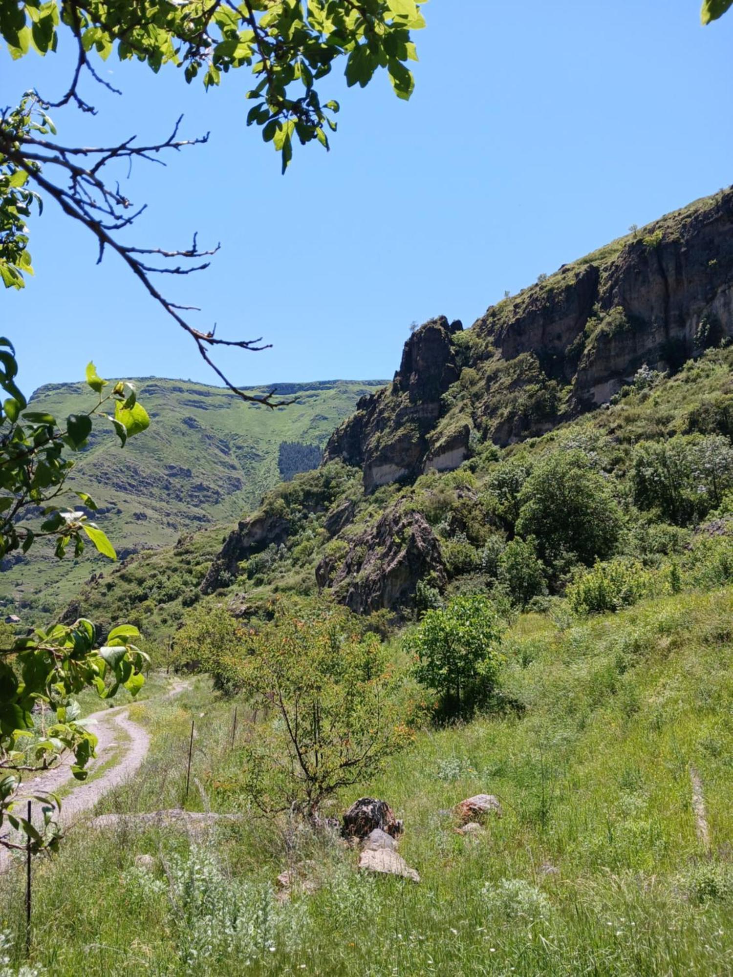 Vardzia Сhachkari Exterior photo